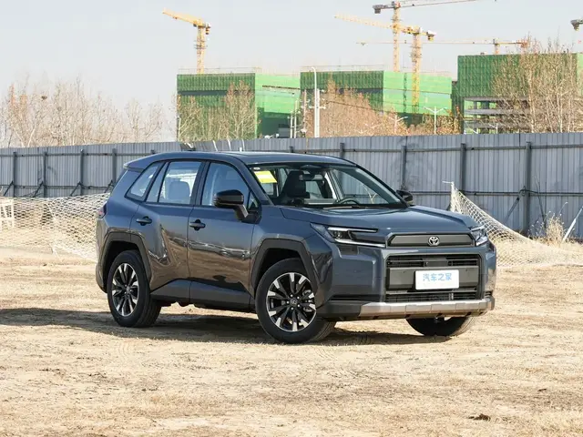 TOYOTA RAV 4 2WD HYBRID 2026