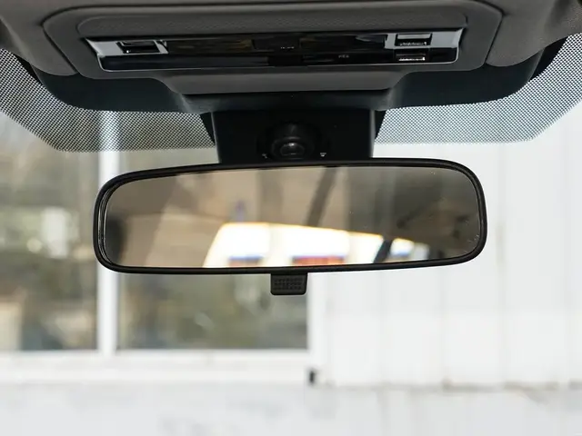 TOYOTA RAV 4 2WD HYBRID 2026