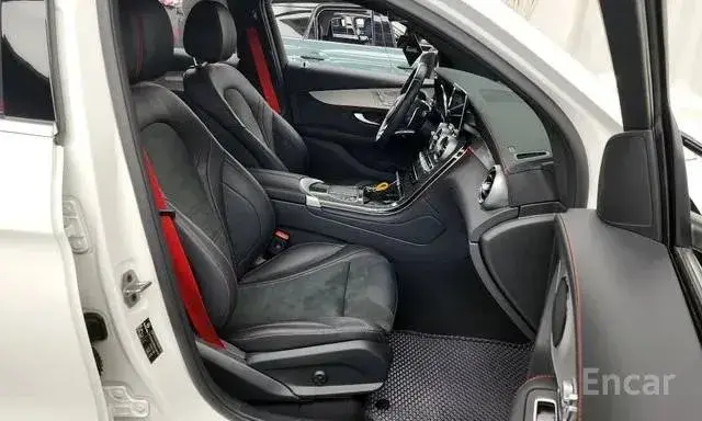 MERCEDES-BENZ GLC43 4MATIC COUPE 2023