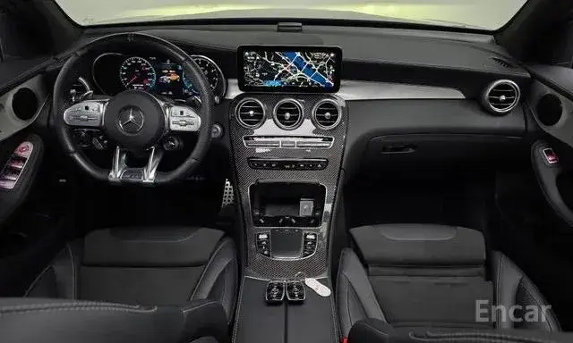MERCEDES-BENZ GLC63S 4MATIC 2023