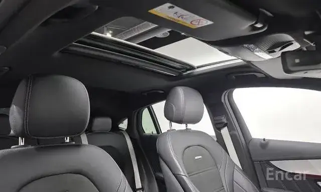 MERCEDES-BENZ GLC63S 4MATIC 2023