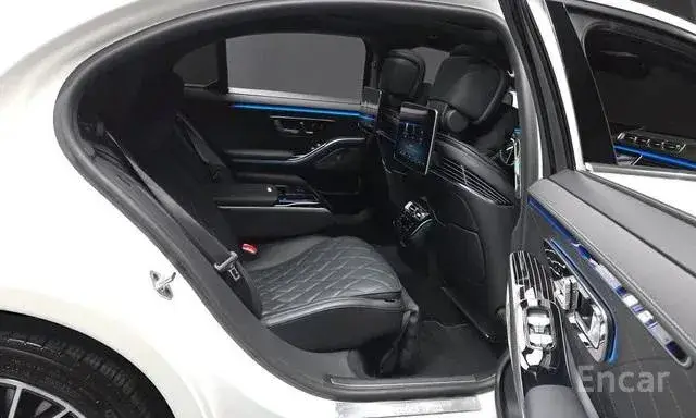 MERCEDES-BENZ S580L 4MATIC 2023