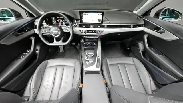 AUDI A4 40TFSI 2023