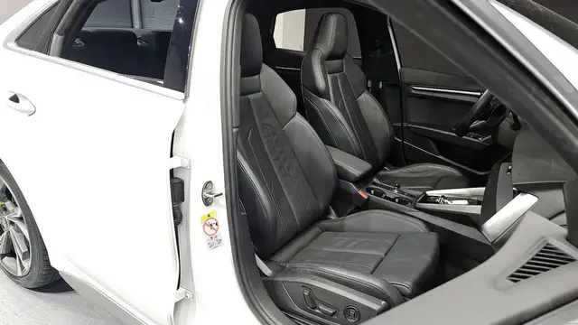 AUDI A3 40TFSI 2023