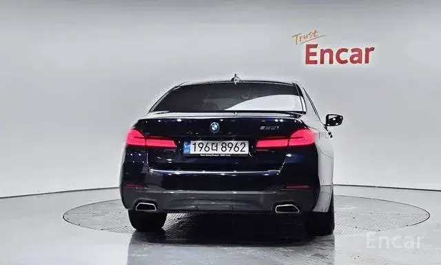 BMW 520I M SPORT 2023