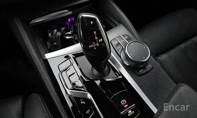 BMW 520I M SPORT 2023