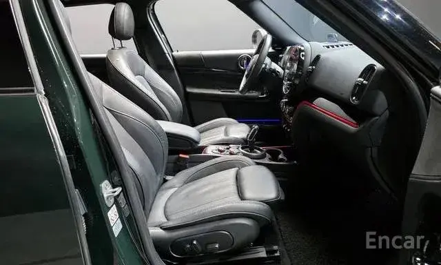 MINI COUNTRYMAN S COUNTRYMAN JCW LAUNCH 2023