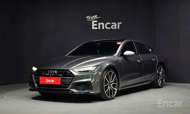 AUDI S7 2022