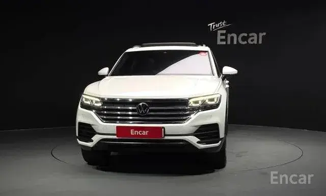 VOLKSWAGEN TOUAREG PREMIUM 2022