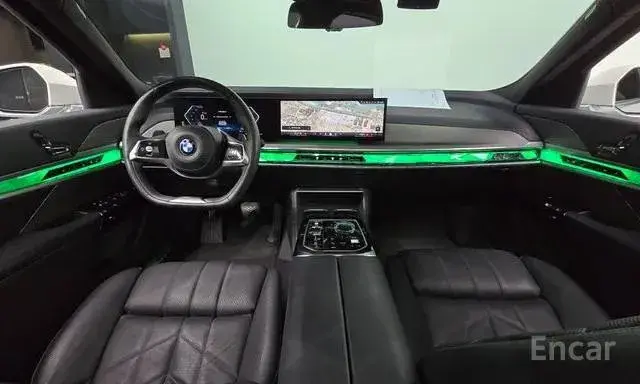 BMW 740I SDRIVE DESIGN PURE 2023