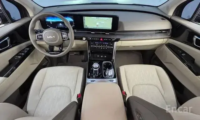 KIA CARNIVAL NOBLESSE 2023