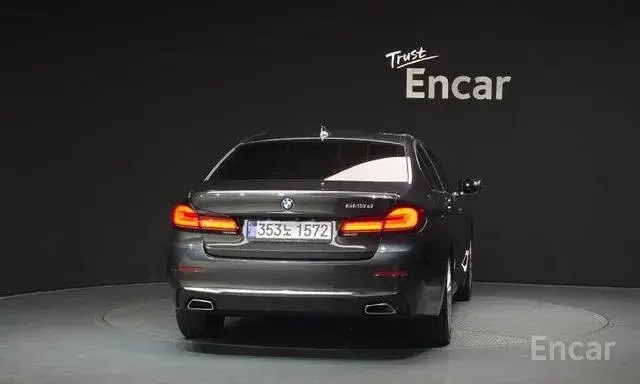 BMW 5 SERIES 2022