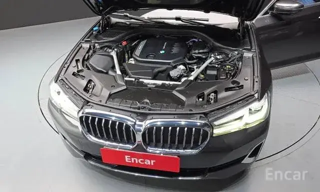 BMW 5 SERIES 2022