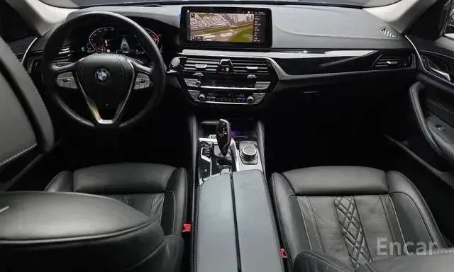 BMW 5 SERIES 2022