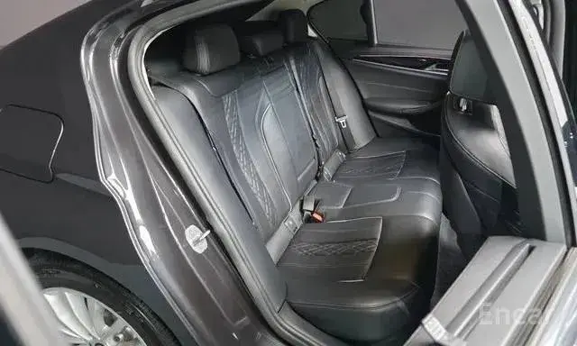 BMW 5 SERIES 2022