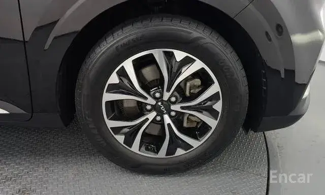 KIA CARNIVAL NOBLESSE 2022