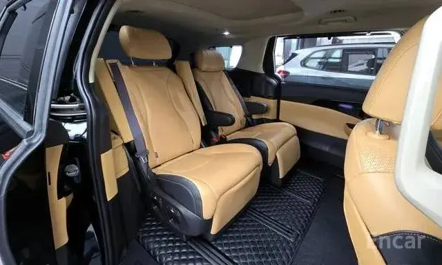 KIA CARNIVAL SIGNATURE 2022