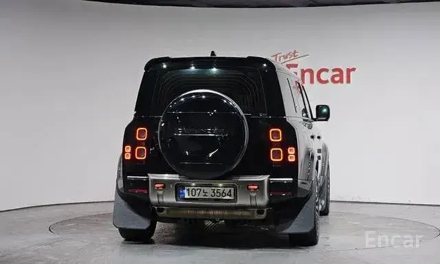 LAND ROVER DEFENDER 2022