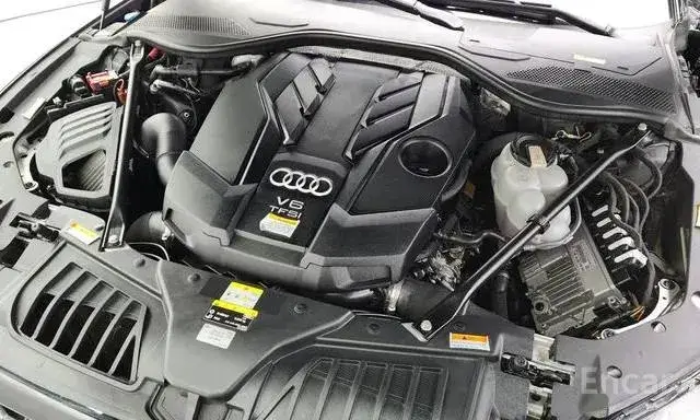 AUDI A8 PREMIUM 2022