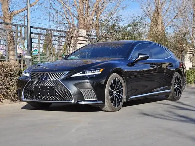 LEXUS LS500H FSPORT 2023