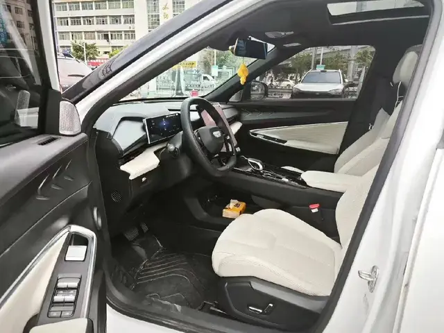 GEELY BOYUE COOL 2023