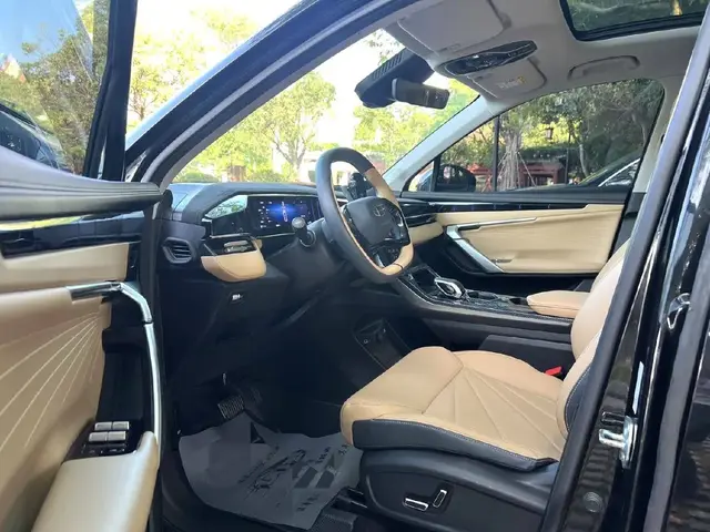GEELY BOYUE L 2023