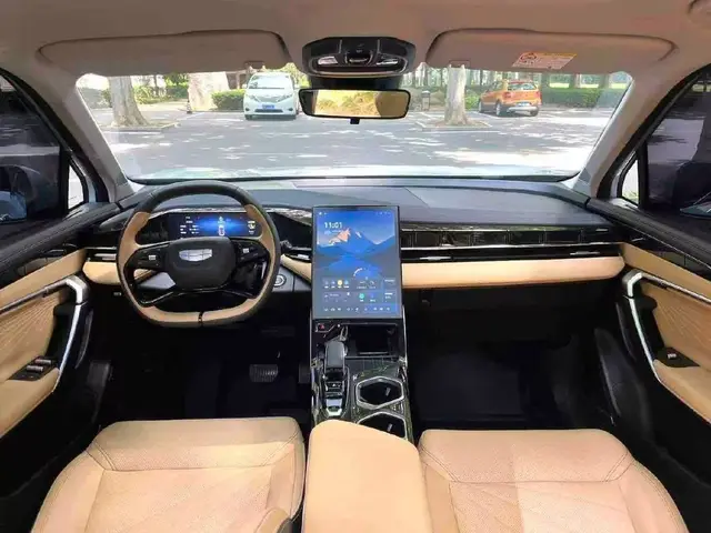 GEELY BOYUE L 2022