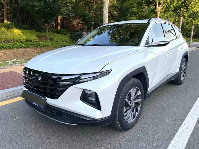 HYUNDAI TUCSON 2023