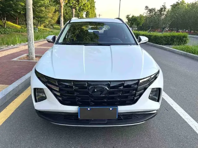 HYUNDAI TUCSON 2023