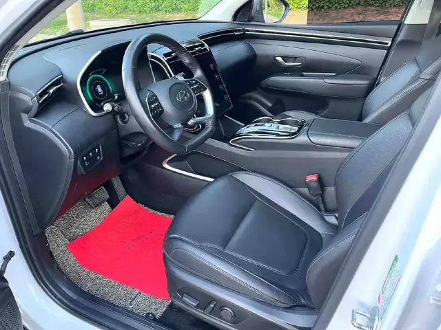 HYUNDAI TUCSON 2023