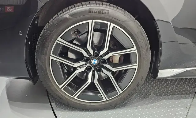 BMW 740I SDRIVE M SPORT 2023