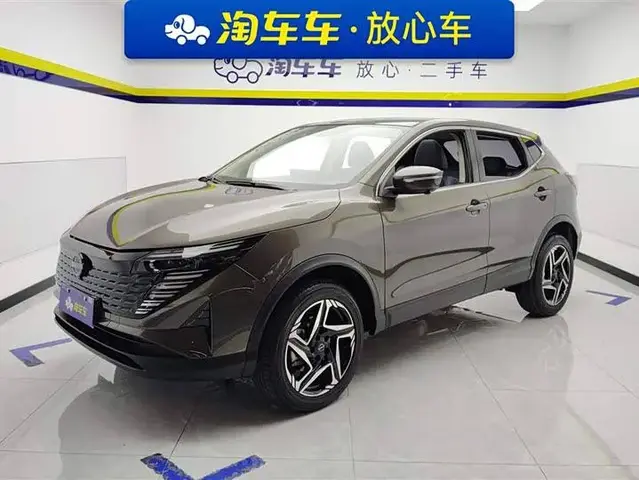 NISSAN QASHQAI 2025