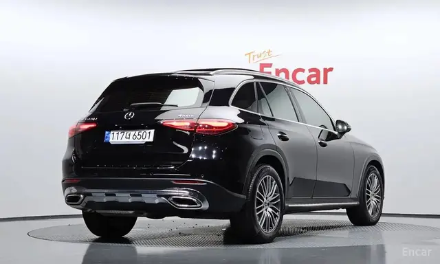 MERCEDES-BENZ GLC220D 4MATIC 2023