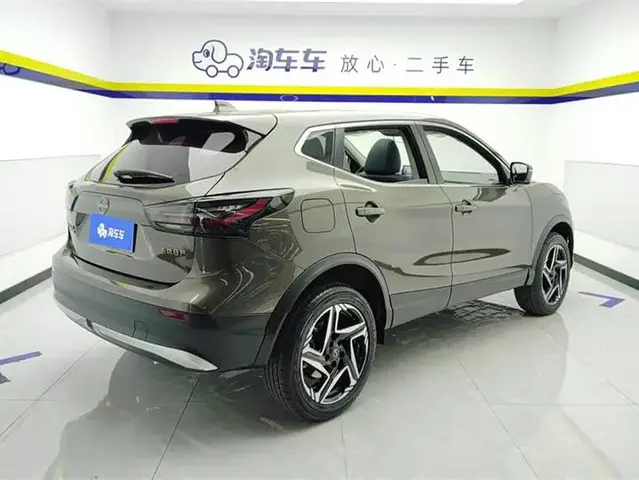 NISSAN QASHQAI 2025