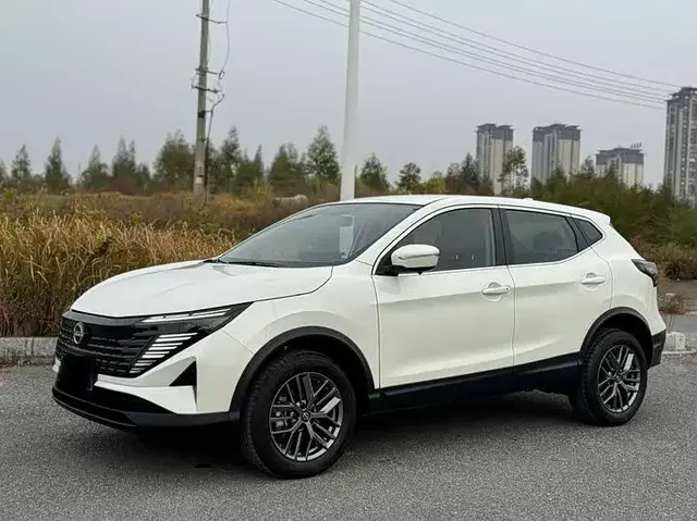 NISSAN QASHQAI 2025