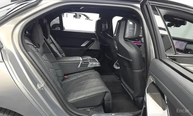 BMW 740I SDRIVE M SPORT 2022