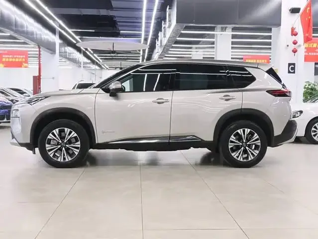 NISSAN XTRAIL E-POWER 2023