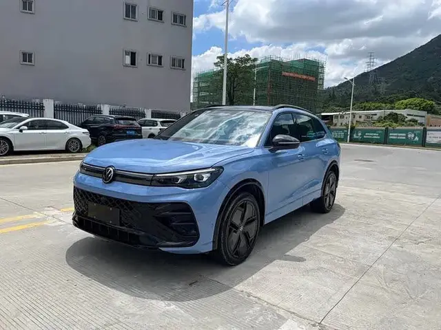 VOLKSWAGEN TIGUAN L RLINE 2024