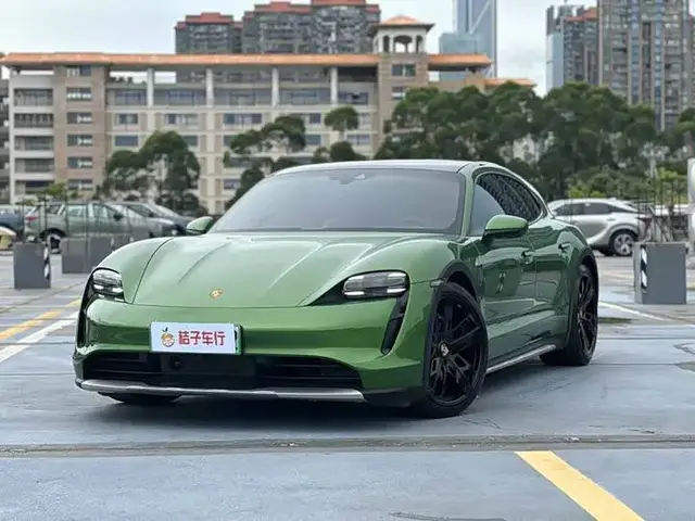 PORSCHE TAYCAN 4 CROSS TURISMO 2023