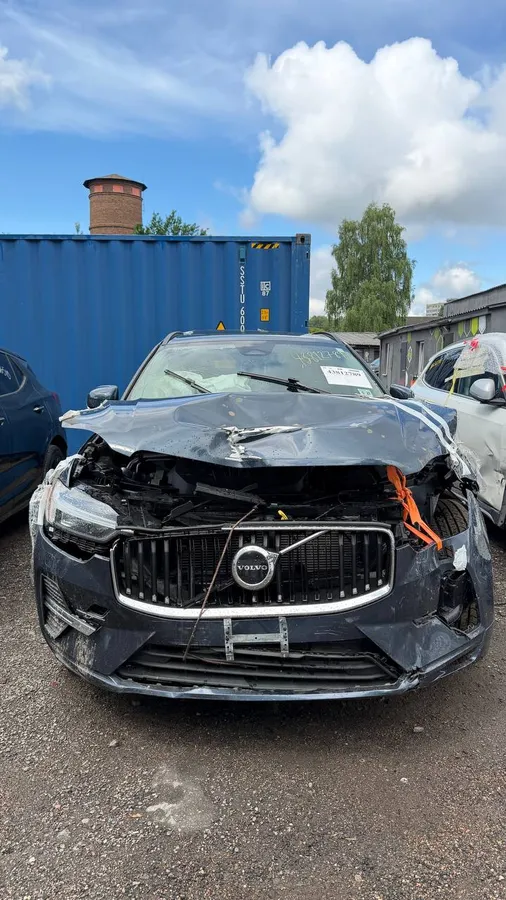 VOLVO XC60 B5 2022