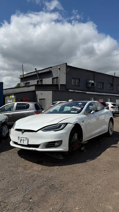TESLA MODEL S LONG RANGE 2019