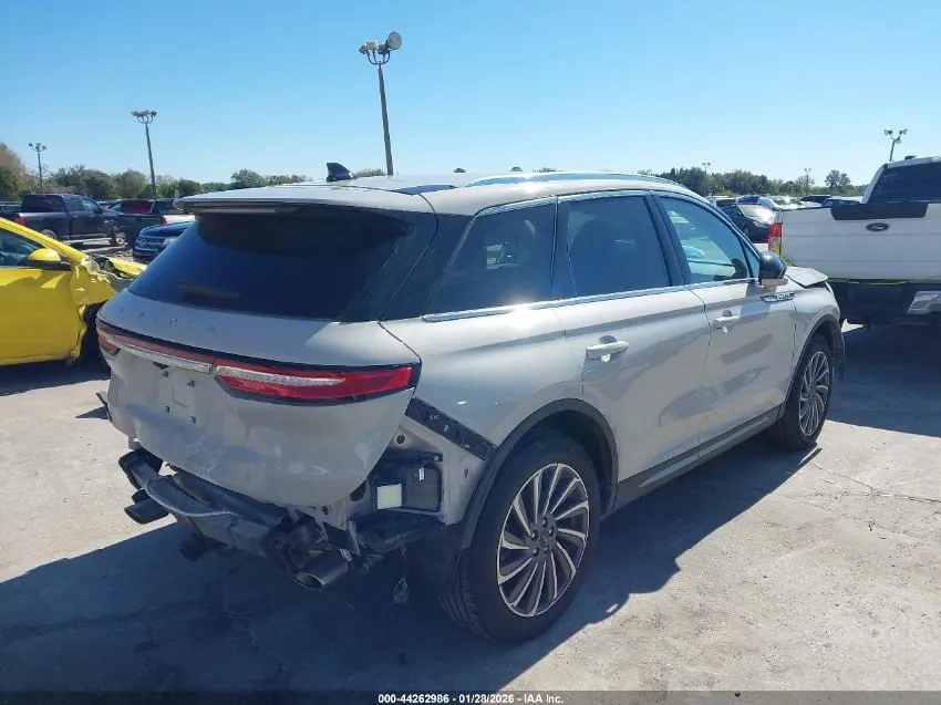 LINCOLN CORSAIR RESERVE 2023