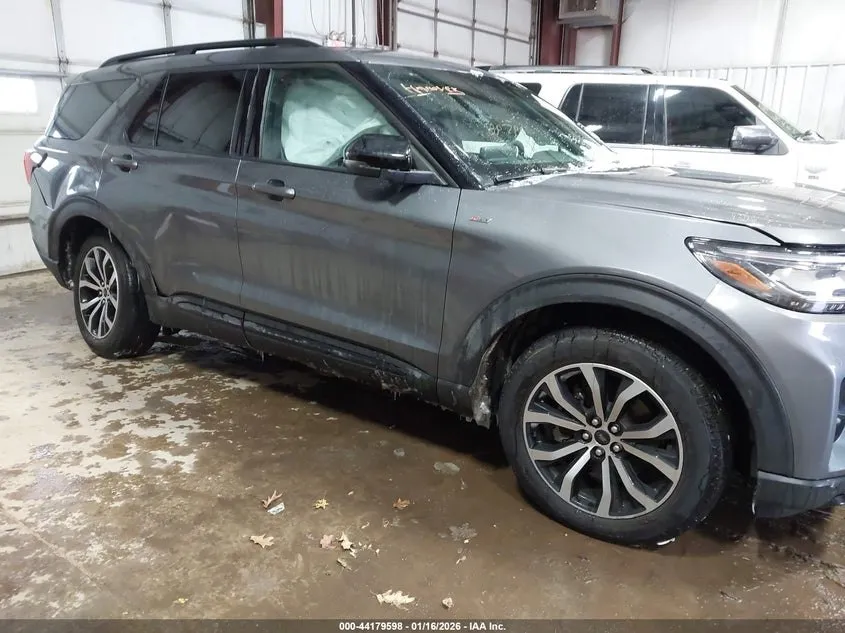 FORD EXPLORER ST-LINE 2025