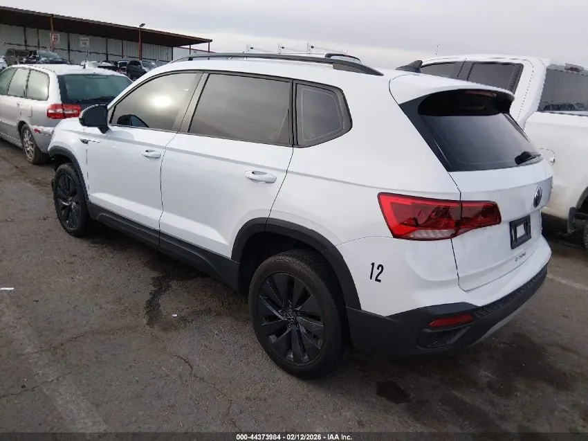 VOLKSWAGEN TAOS S 2022