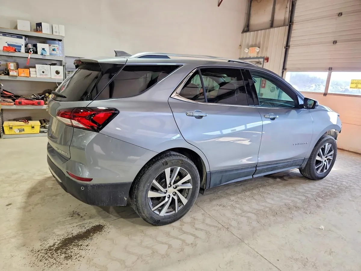 CHEVROLET EQUINOX PREMIER 2024