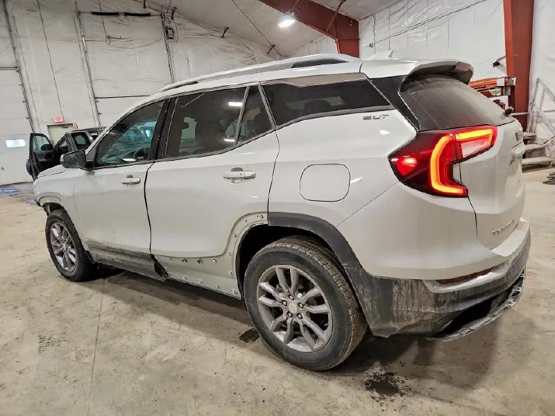 GMC TERRAIN SLT 2022