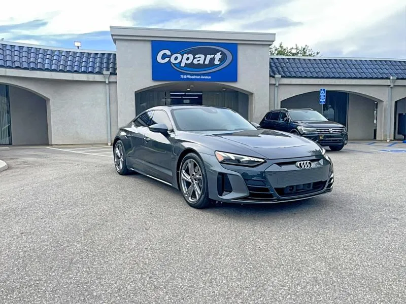 AUDI E-TRON GT PREMIUM PLUS 2024