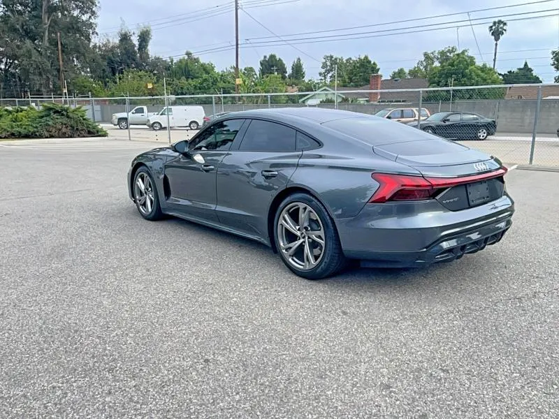 AUDI E-TRON GT PREMIUM PLUS 2024