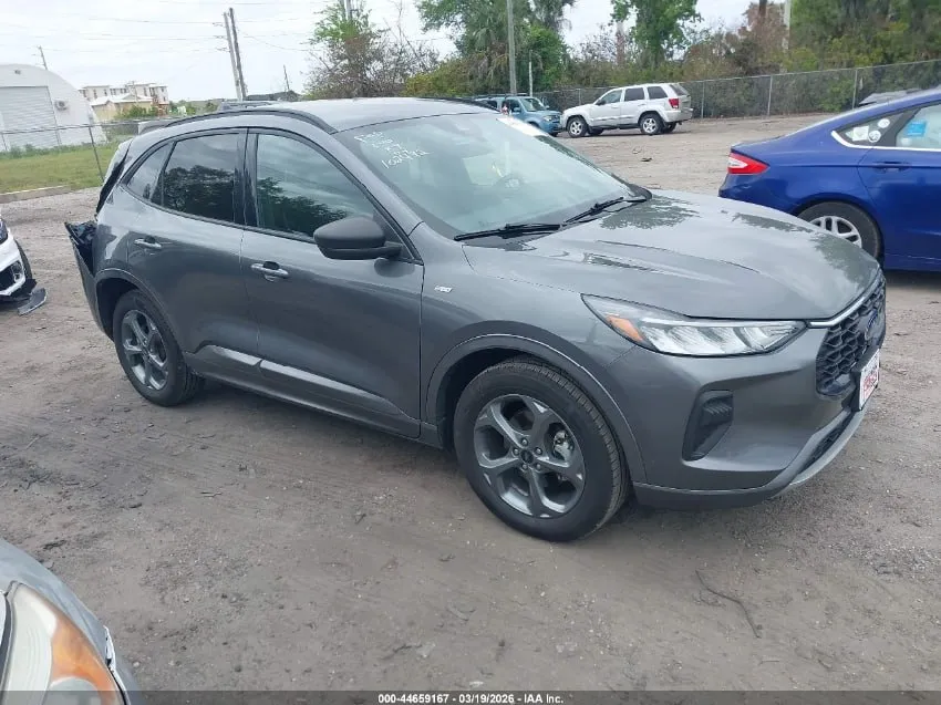 FORD ESCAPE ST-LINE 2023