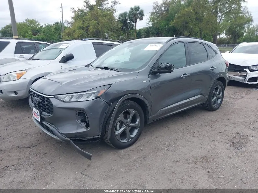 FORD ESCAPE ST-LINE 2023